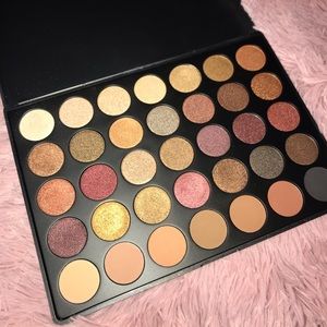 Morphe 35f fall into frost pallet